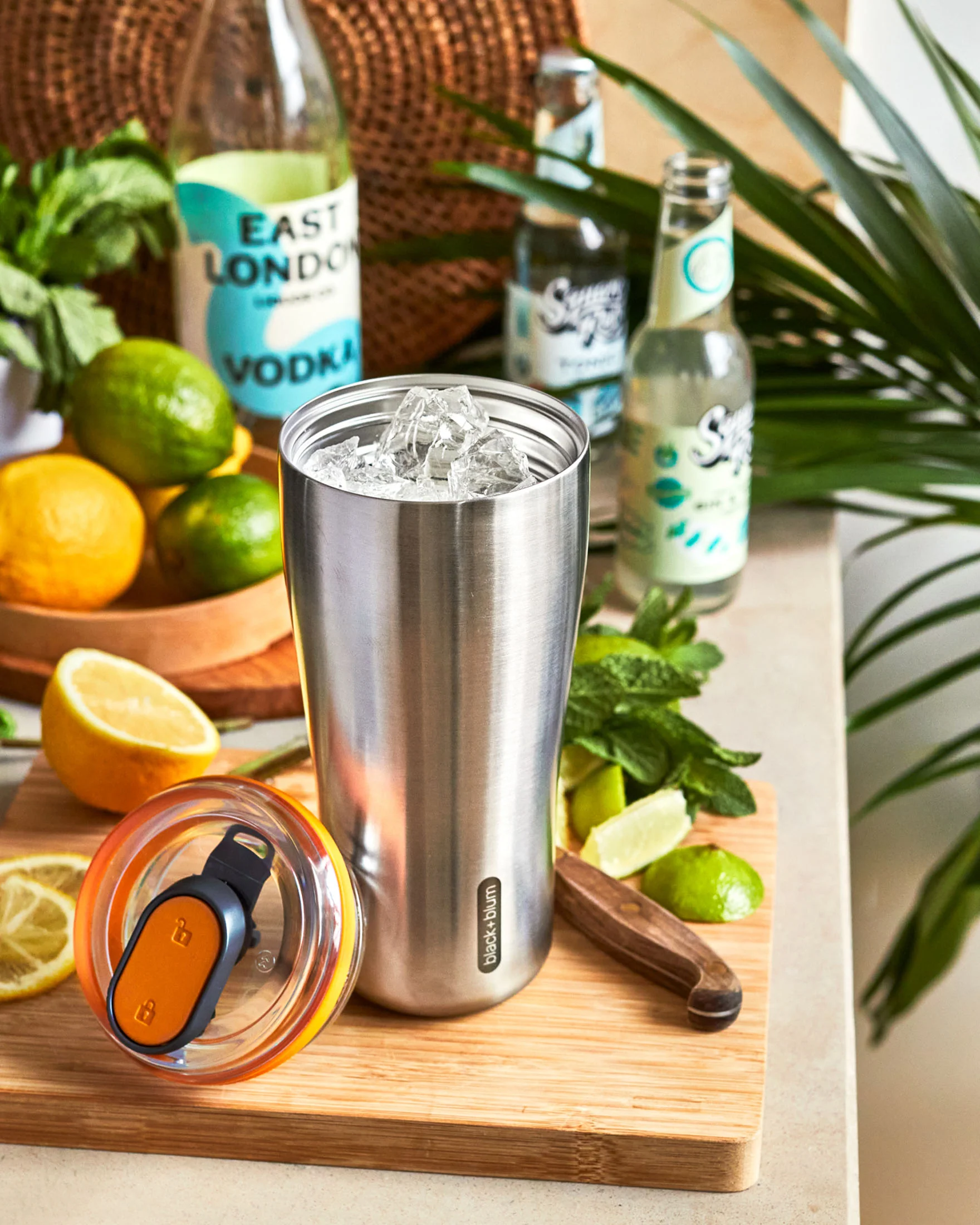 INSULATED TRAVEL TUMBLER - Image 3